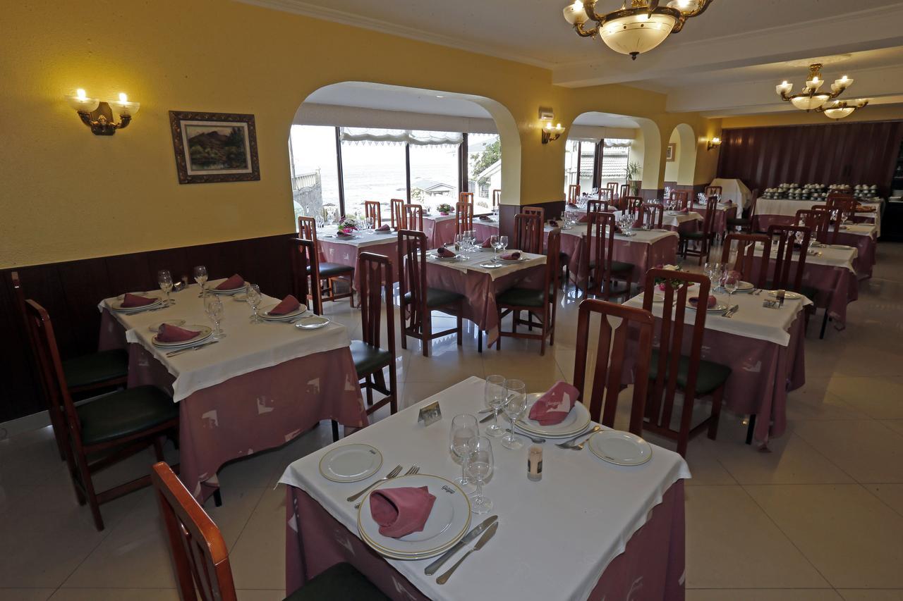 Hotel Restaurante Glasgow Villadesuso Exterior photo